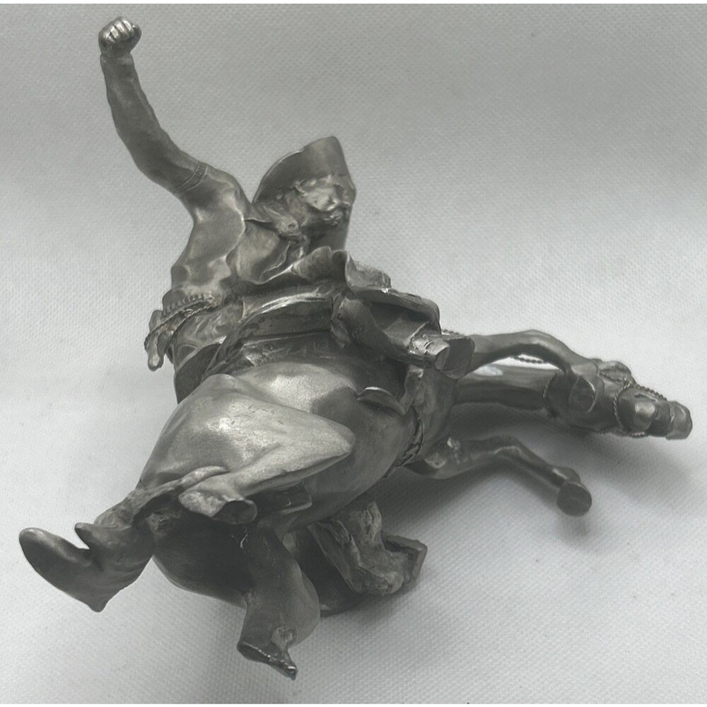 1983 CHILMARK ? Cheyenne inspired by Fredric Remington ? As Is No stand No Base - Picture 4 of 9